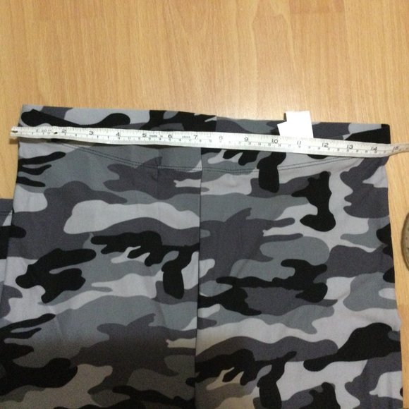 SWS Gray Camo Soft Leggings XL NWT - Picture 10 of 13